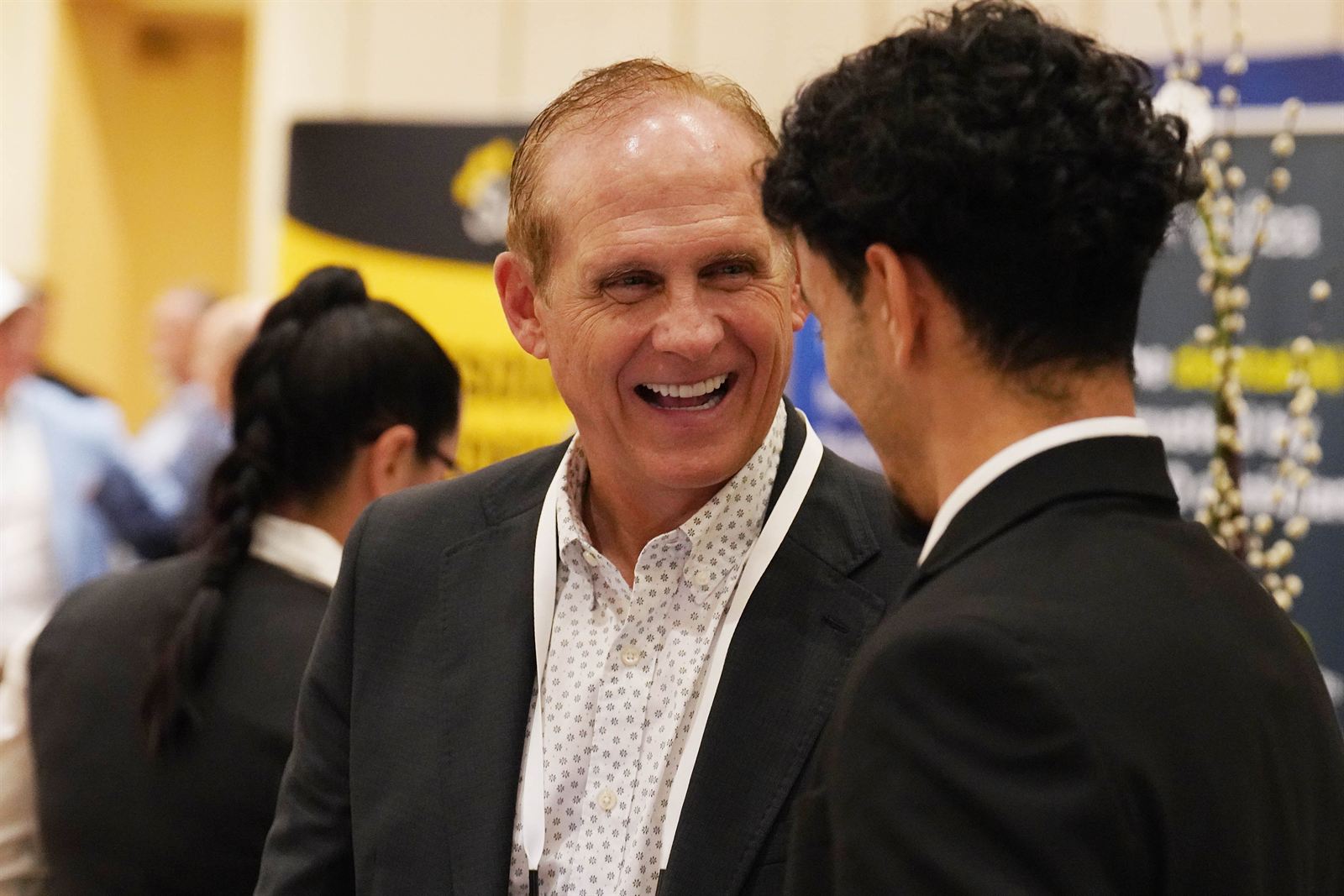 Attendees in conversation at Enterprise Dental Connect